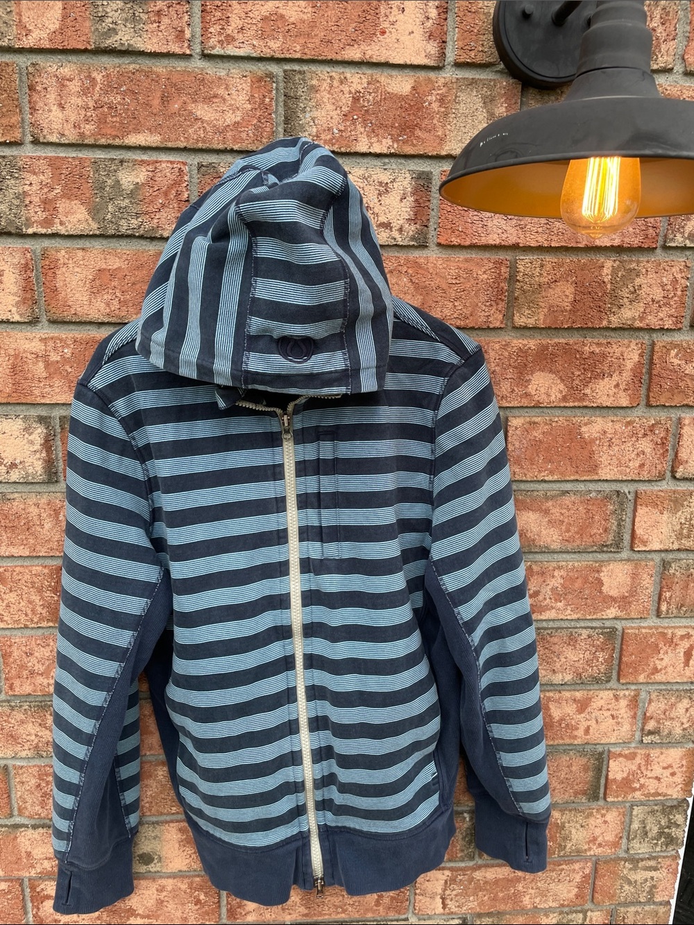 Lululemon Striped Hoodie - Blue